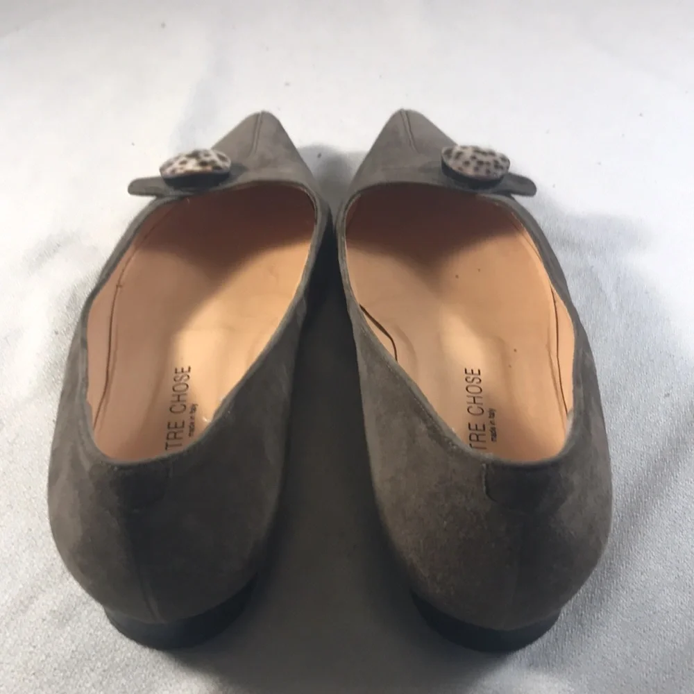L’Autre Chose Women's Gray Suede Pointy Toe Slip On Shoes with Speckled Accent